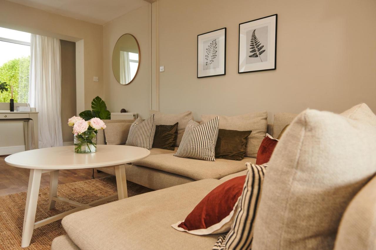 Ser Ar Y Bryn- Lovely Family Home With Garden, Walk To The Village And Beach Saundersfoot Ngoại thất bức ảnh
