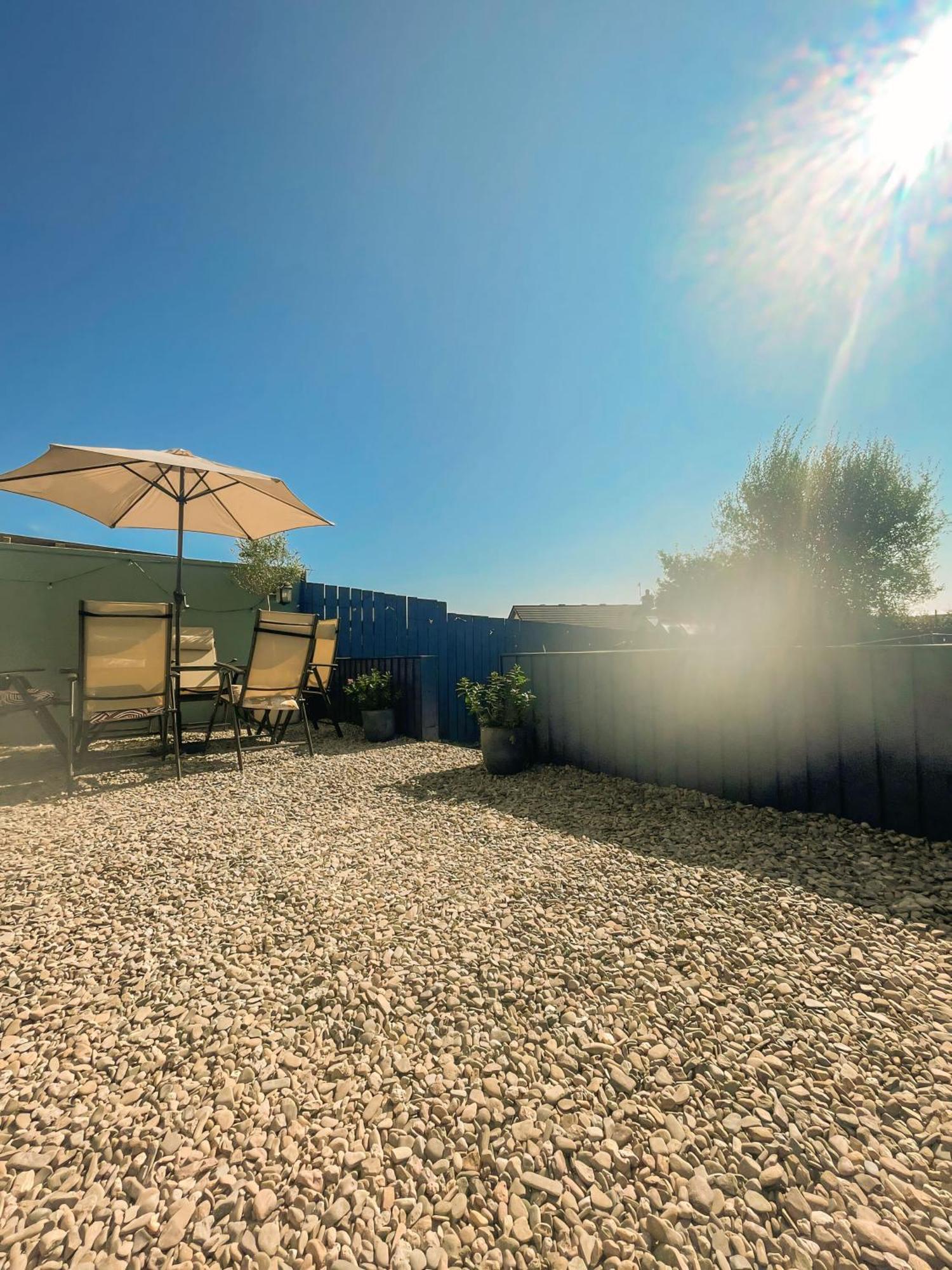Ser Ar Y Bryn- Lovely Family Home With Garden, Walk To The Village And Beach Saundersfoot Ngoại thất bức ảnh